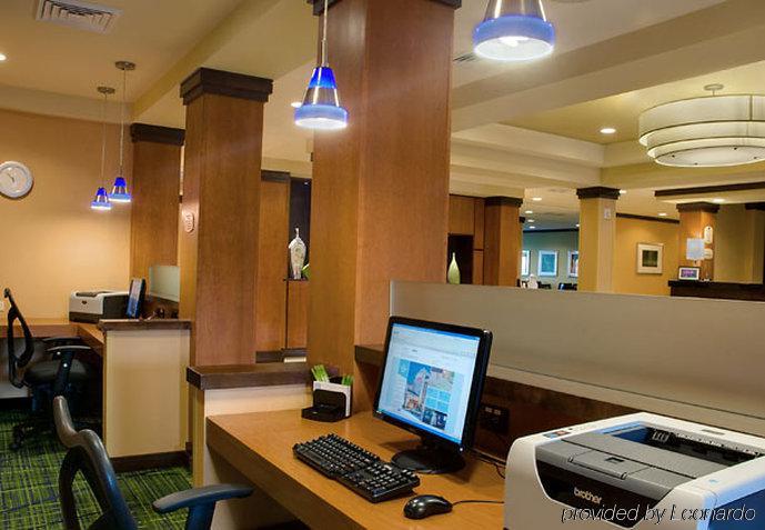 Fairfield Inn And Suites By Marriott Madison East Facilities photo